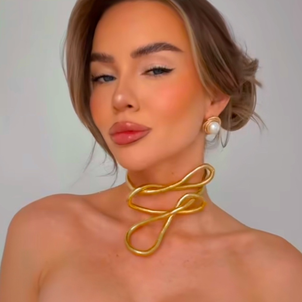 ZARA Bendable Gold Necklace